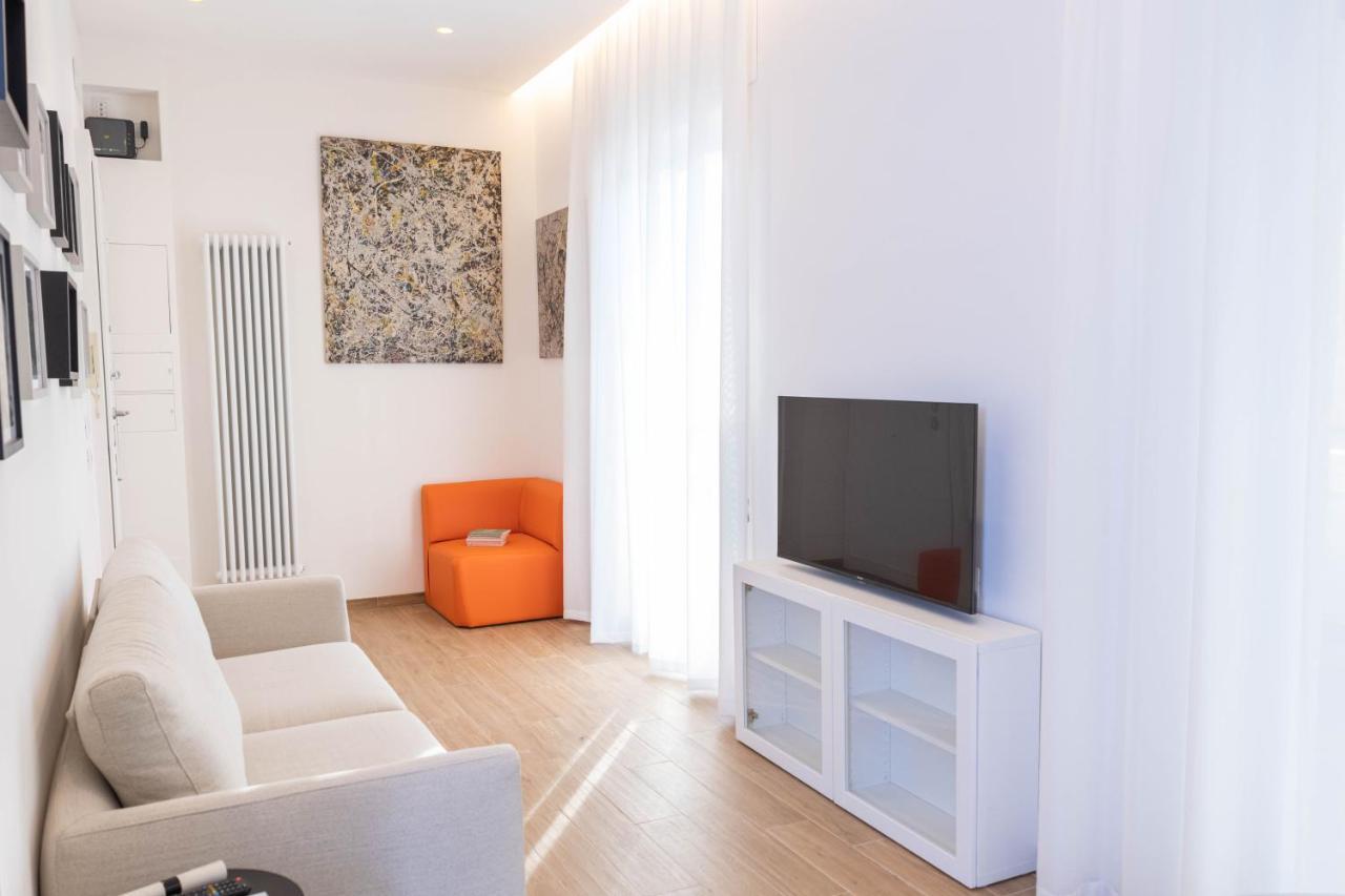 Colosseo Brightful Apartment With Rooftop Roma Exterior foto
