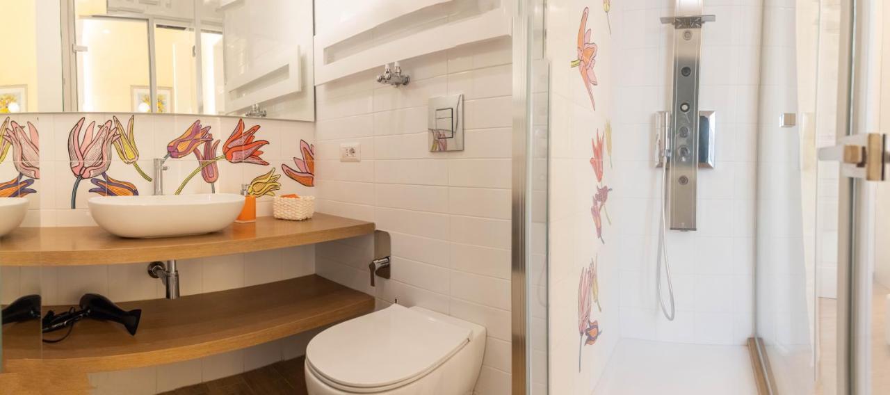 Colosseo Brightful Apartment With Rooftop Roma Exterior foto