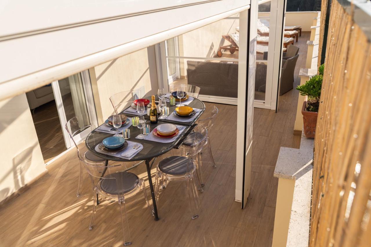 Colosseo Brightful Apartment With Rooftop Roma Exterior foto
